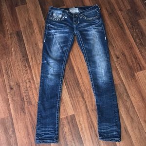 Big Star skinny jeans size 27 long; inseam 32”